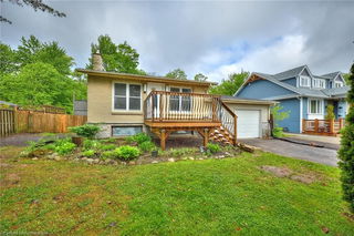 19 Leaside Drive