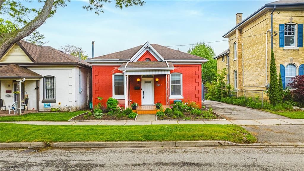 Single Family Residence for sale at 18 Duke Street, Brantford, North Ward, N3T 3T3 - MLS: 40733252