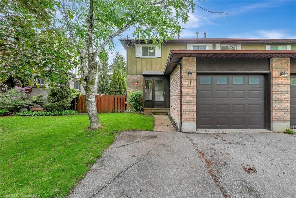 Single Family Residence for sale at 11 Woods End, Brantford, Cedarland, N3R 6M8 - MLS: 40733273