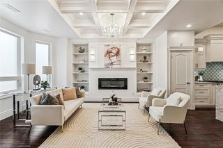 290 Bathurst Street