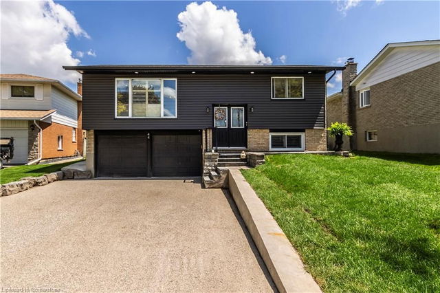 44 Oakhurst Crescent