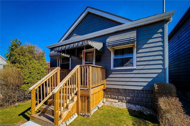 54 Fairview Avenue
