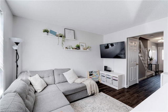 13 - 39 Pinewoods Drive