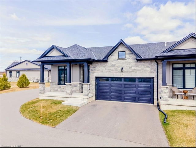 18 Cranberry Crescent