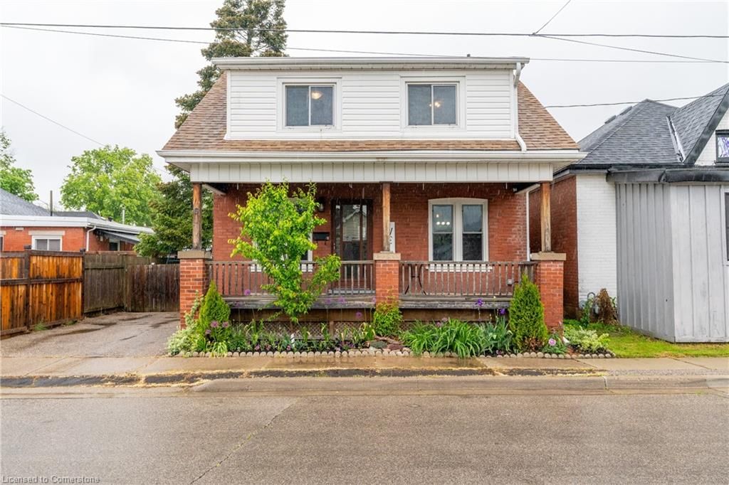 Single Family Residence for sale at 6 Stinson Avenue, Brantford, Old West Brant, N3T 1X1 - MLS: 40734029