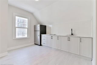 3 - 93 Mcmillan Drive