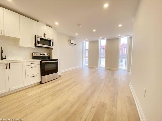 21 - 588 Barton Street E