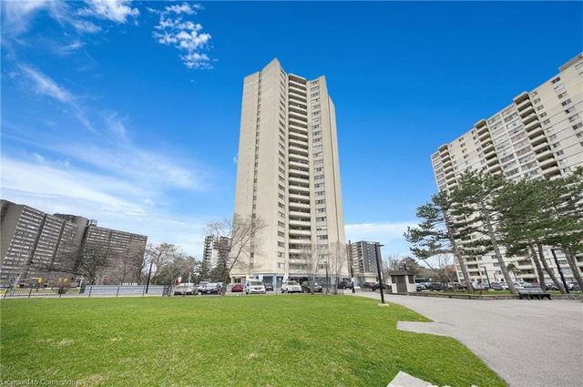 905 - 330 Dixon Road