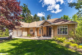 9 Fairway Court