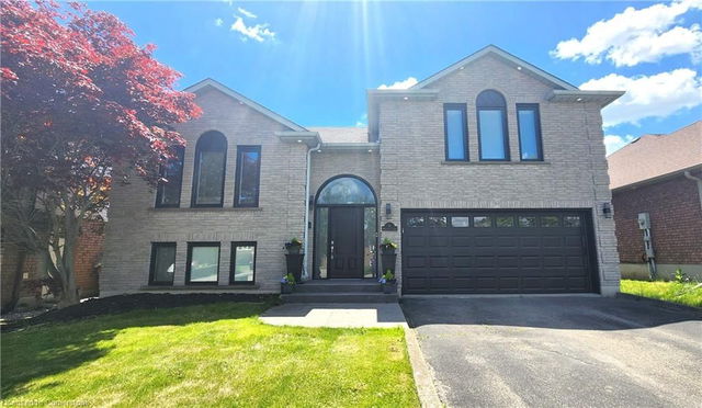 11 Maplecrest Lane
