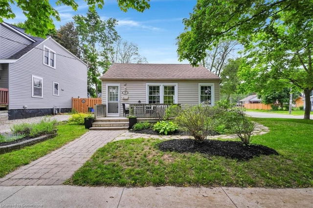 39 Brant Crescent