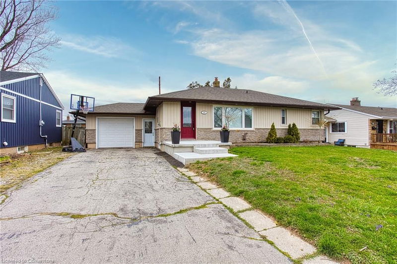 4382 Central Avenue, Beamsville, Ontario