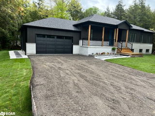 48 Iroquois Crescent