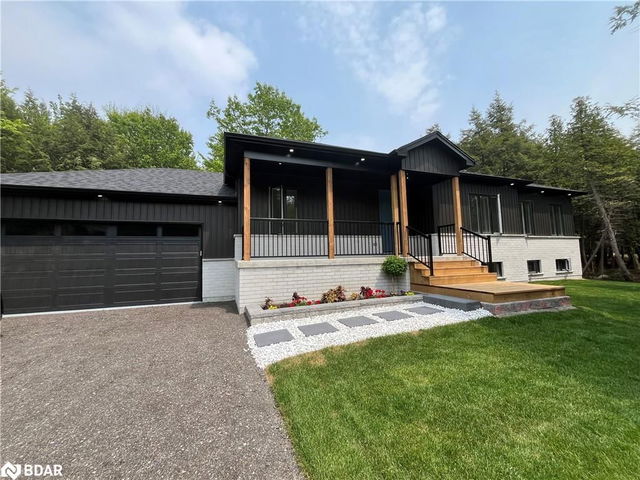 48 Iroquois Crescent