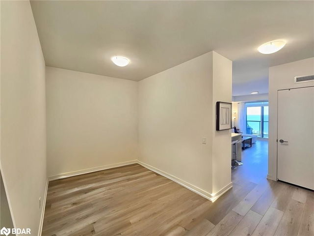 1207 - 385 Winston Road