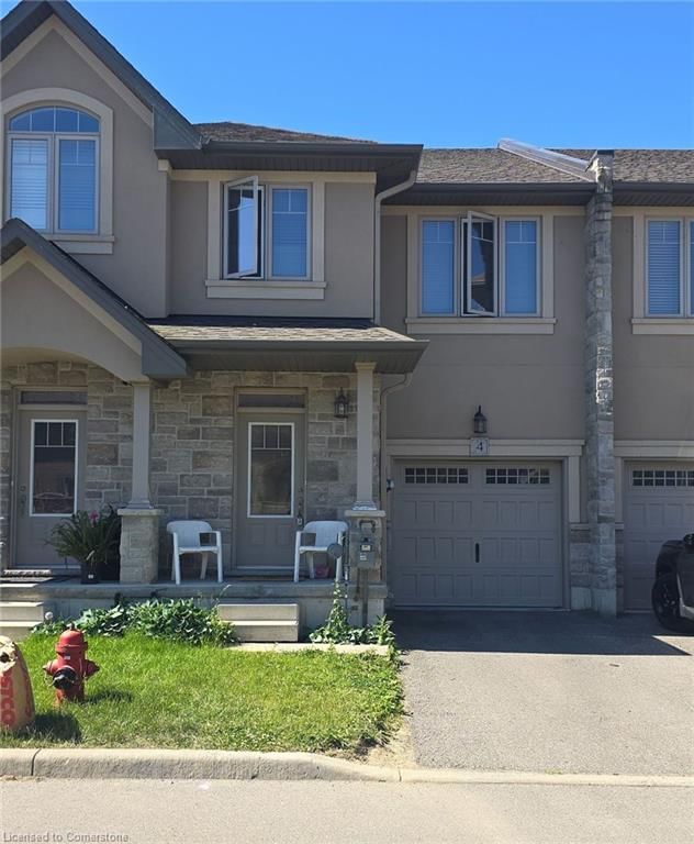 4 - 98 Shoreview Place