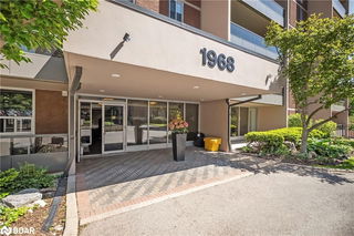 1004 - 1968 Main Street W