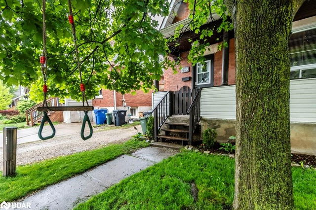 599 Woolwich Street