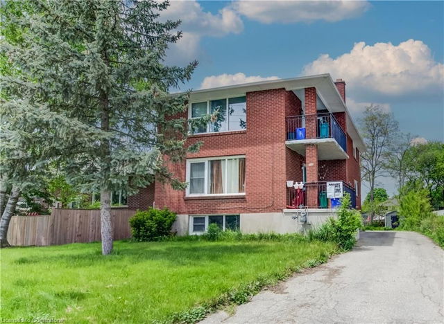 1 - 318 Erb Street W