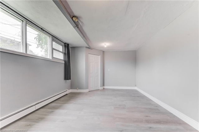 1 - 318 Erb Street W