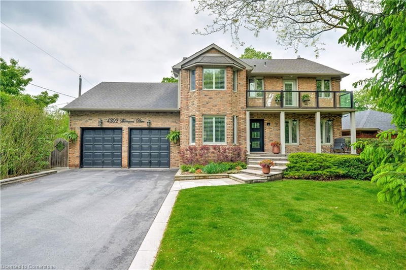 4302 Shoreacres Place, Burlington, Ontario