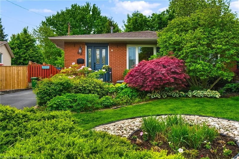 63 Elora Drive, Hamilton, Ontario