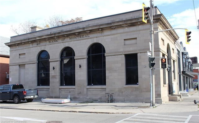 105 - 837 King Street E