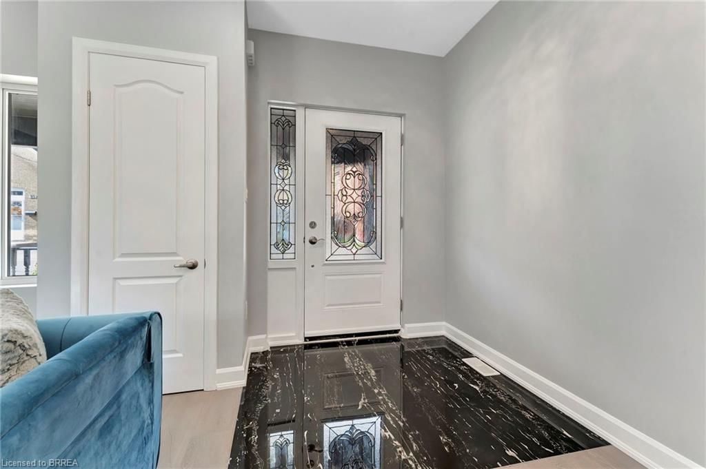 Single Family Residence for sale at 94 Superior Street, Brantford, Eagle Place East, N3S 2K6 - MLS: 40735648