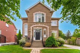 2676 Castle Hill Crescent