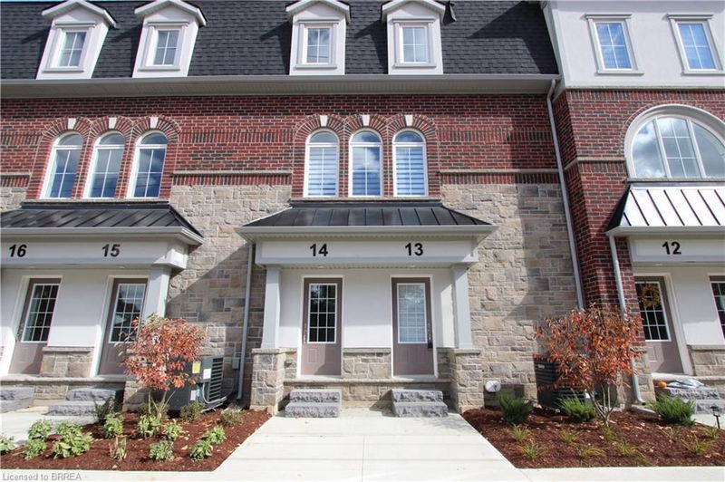 677 Park Road N #13, Brantford, Ontario