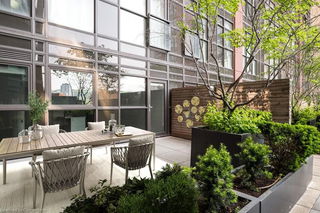 412 - 112 King Street East Street E
