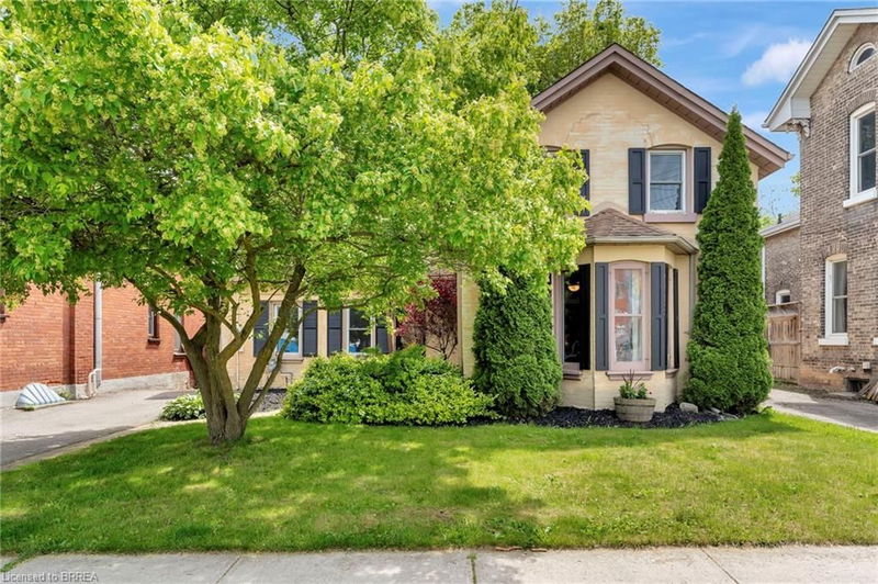 4 Palmerston Avenue, Brantford, Ontario