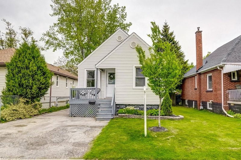 284 Tolton Avenue, Hamilton, Ontario