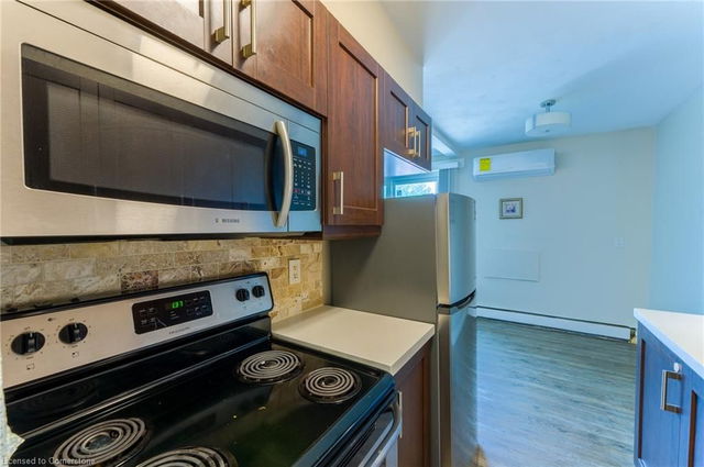 402 - 326 Hunter Street E