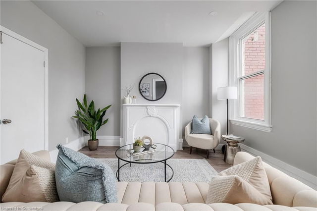 LOWER - 125 Cathcart Street