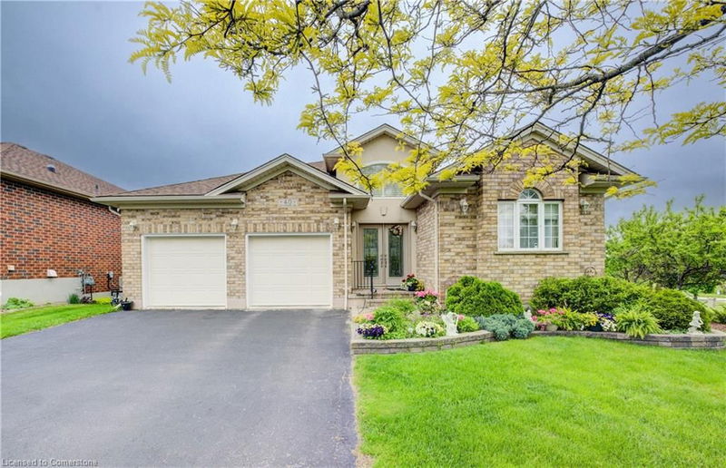 40 Devonshire Drive, New Hamburg, Ontario