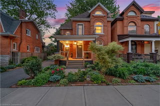 15 Fairmount Avenue