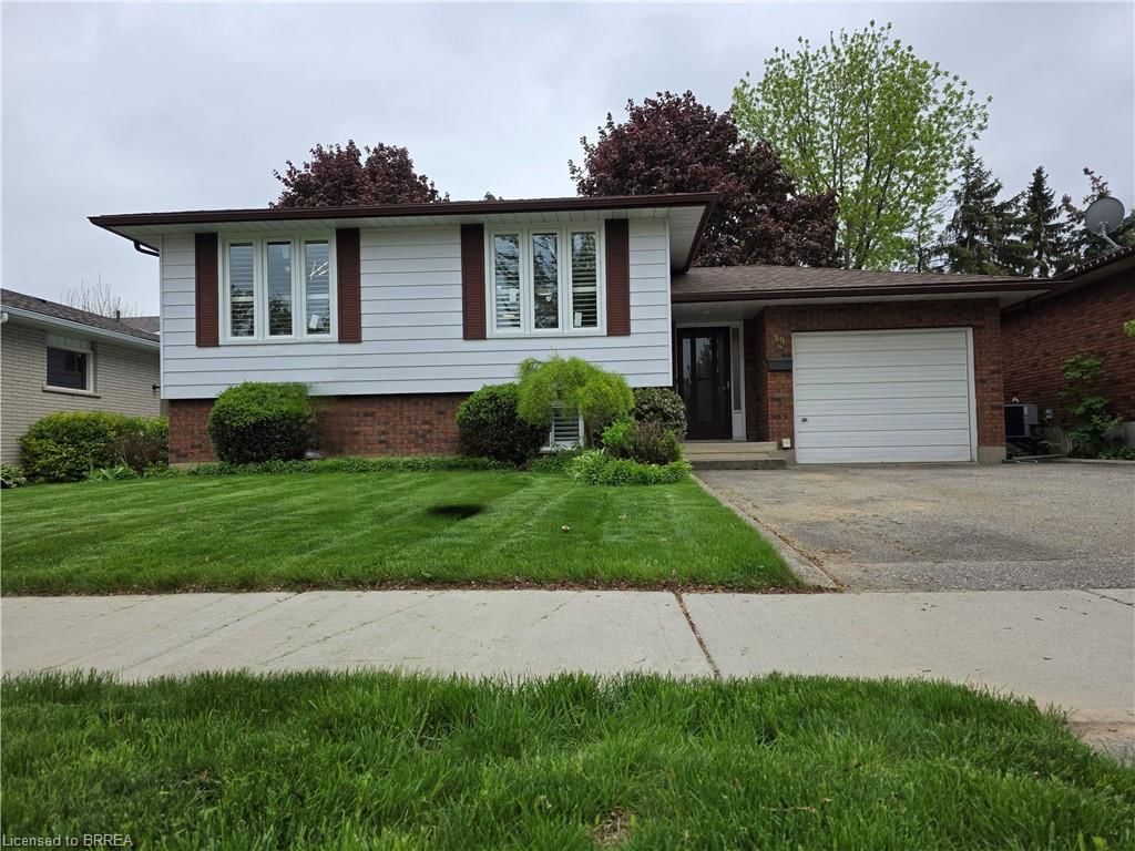 Single Family Residence for sale at 39 Wildflower Lane, Brantford, Brier Park, N3R 6B3 - MLS: 40736805