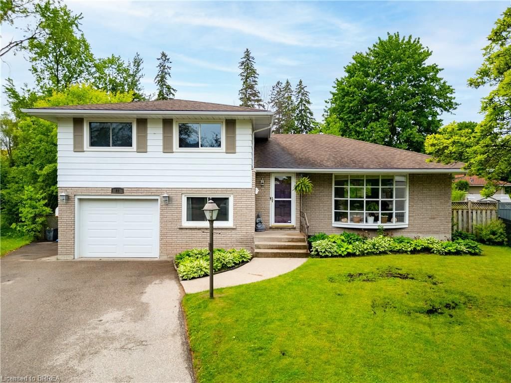 Single Family Residence for sale at 22 Japonica Crescent, Brantford, Sky Acres, N3R 1N6 - MLS: 40736949