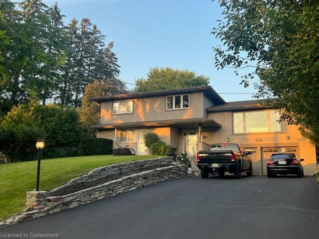 101 Lang Crescent