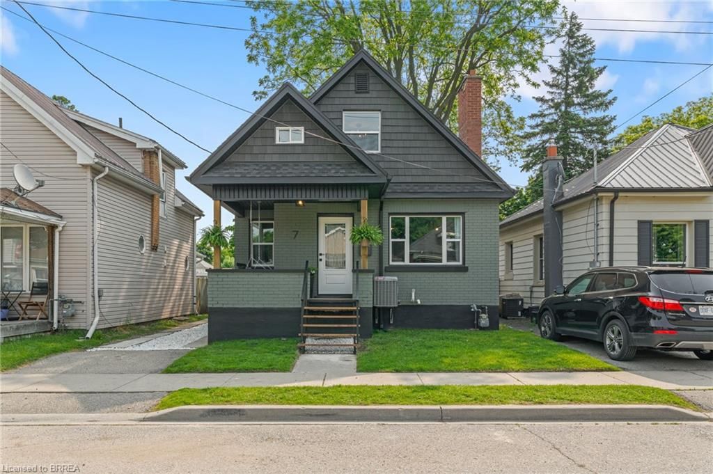 Single Family Residence for sale at 7 Esther Street, Brantford, East Ward, N3S 6K3 - MLS: 40737136