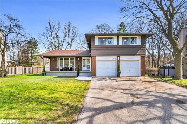104 Cardinal Crescent S