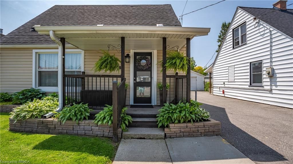 Single Family Residence for sale at 78 Gladstone Avenue, Brantford, Eagle Place West, N3S 1P3 - MLS: 40737408
