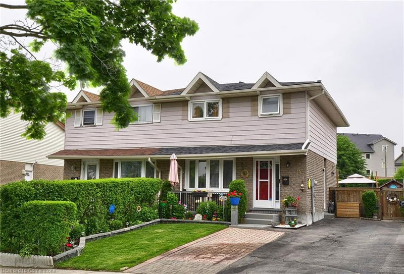 30 The Country Way, Kitchener, Ontario
