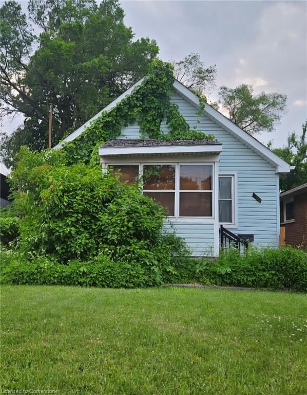 584 Upper Sherman Avenue A