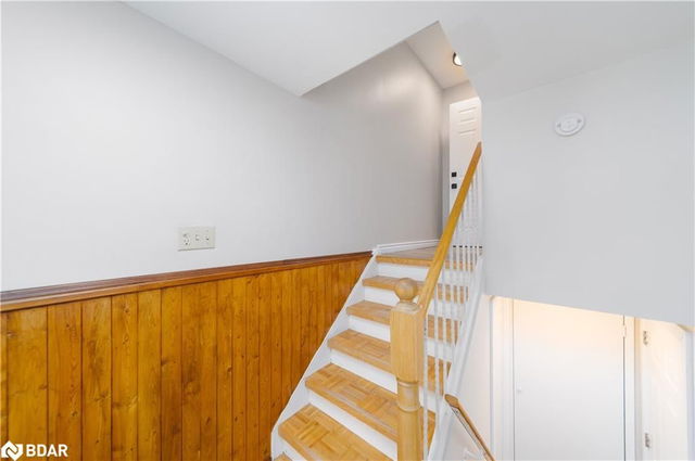 14 Ashdale Court