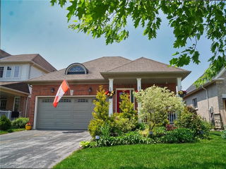71 Versailles Crescent