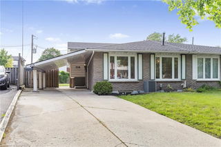 218 St Andrews Drive