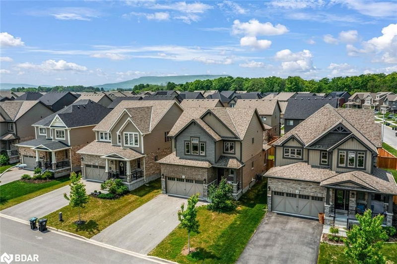 6 Bassett Street, Collingwood, Ontario