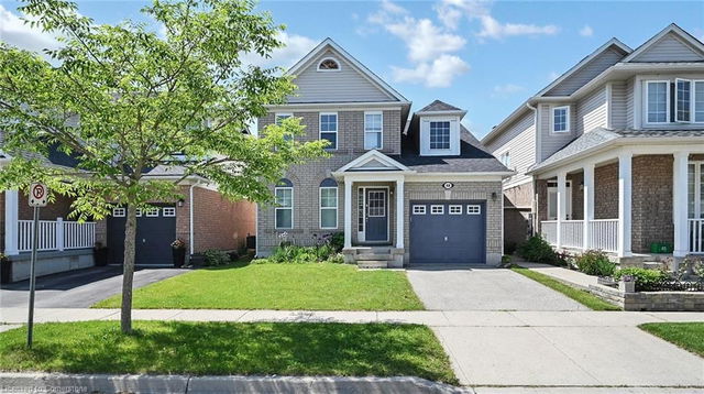 48 Redstart Drive